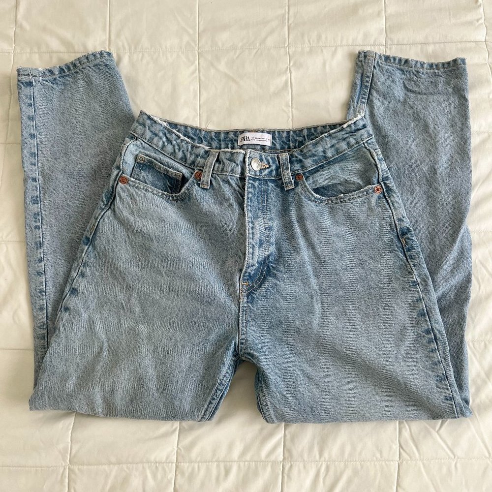 Zara light wash jeans